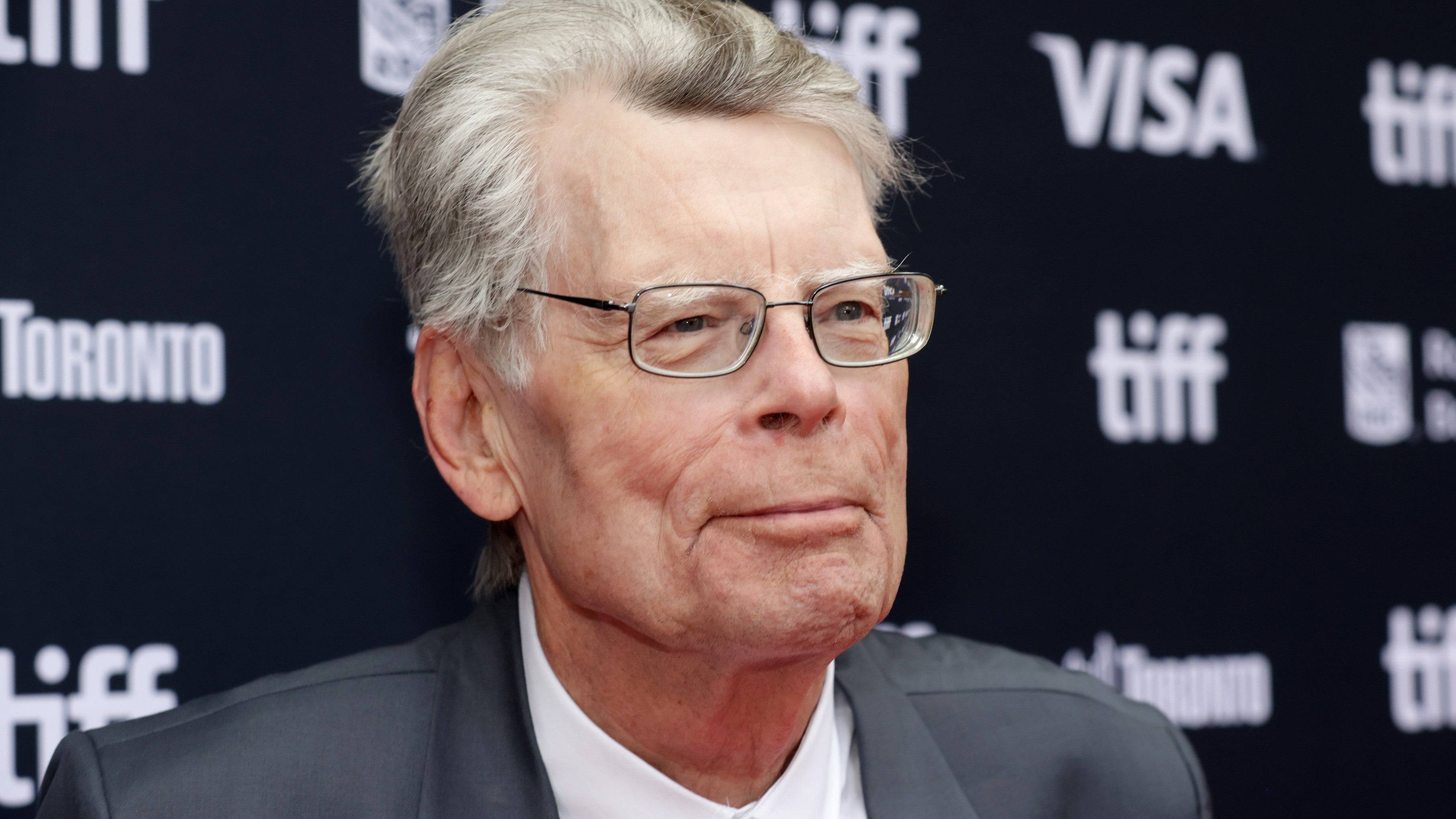 Ang Hollywood Stands United: Si Stephen King ay sumali sa mga tawag para sa pagkansela ng Oscar sa gitna ng mga wildfires ng LA