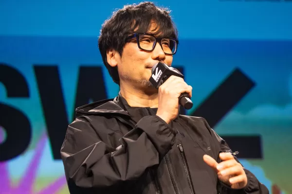 Hideo Kojima sẽ sớm phát hành Death Stranding 2. Ảnh của Lorne Thomson/Redferns.