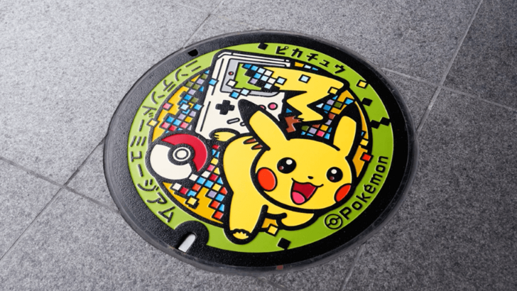 Pikachu Manhole n'était pas une combinaison attendue de mots, mais nous sommes ici
